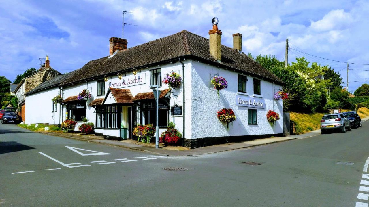 Crown And Anchor Ramsbury Hotel Marlborough Exterior photo